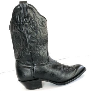 J. Chisholm // womens 7 Handcrafted cowboy boots